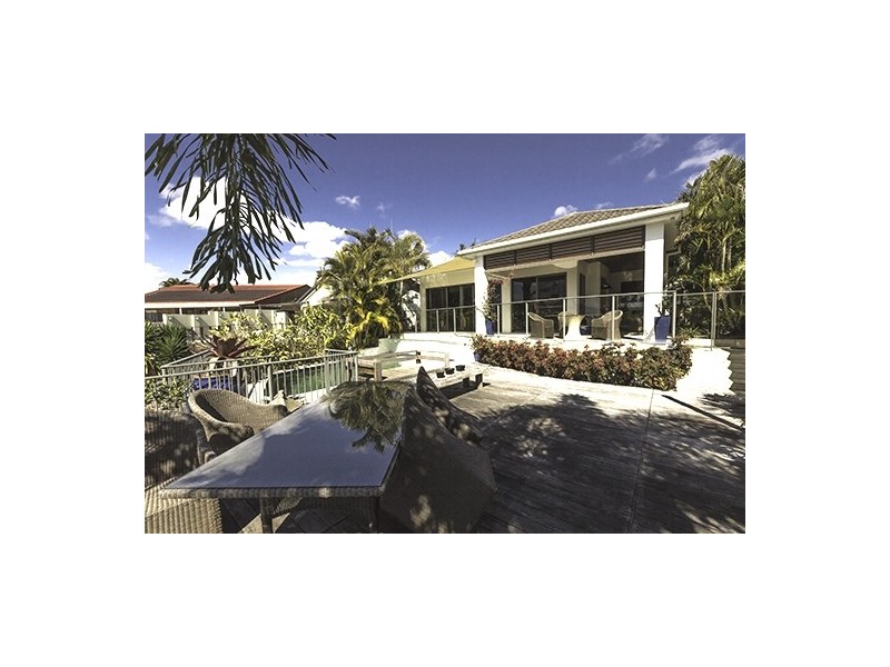 1 Blair Athol Crescent, Bundall QLD 4217