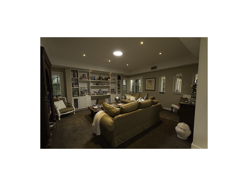 1 Blair Athol Crescent, Bundall QLD 4217