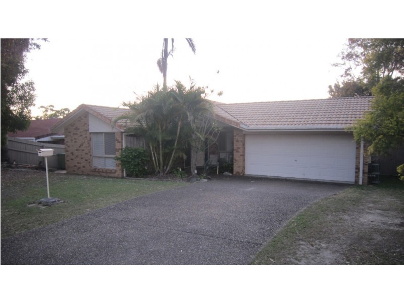 4 Breakspear Road, Molendinar QLD 4214