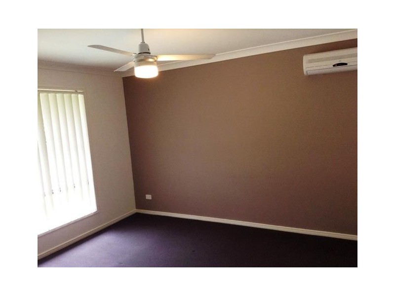 73 Roberts Drive, Maudsland QLD 4210
