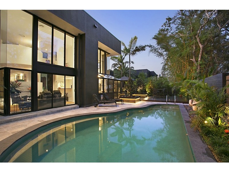 3B Egerton Street, Southport QLD 4215