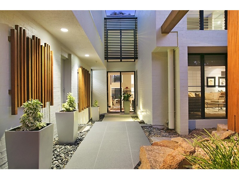 3B Egerton Street, Southport QLD 4215