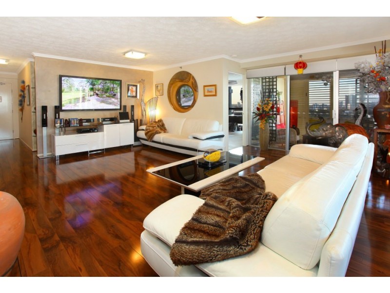 45/2898 ‘The Pinnacle’ Gold Coast Highway, Surfers Paradise QLD 4217