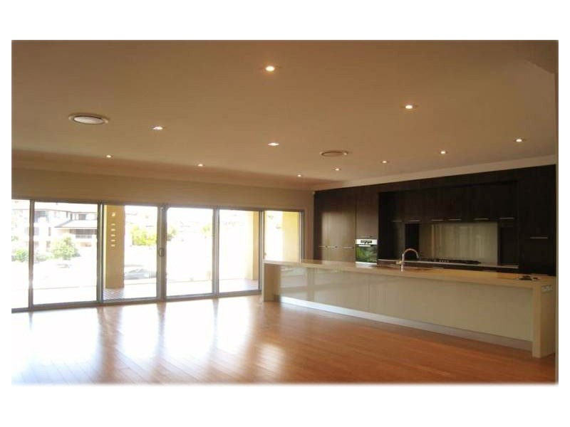 17 Cheval Court, Benowa Waters QLD 4217