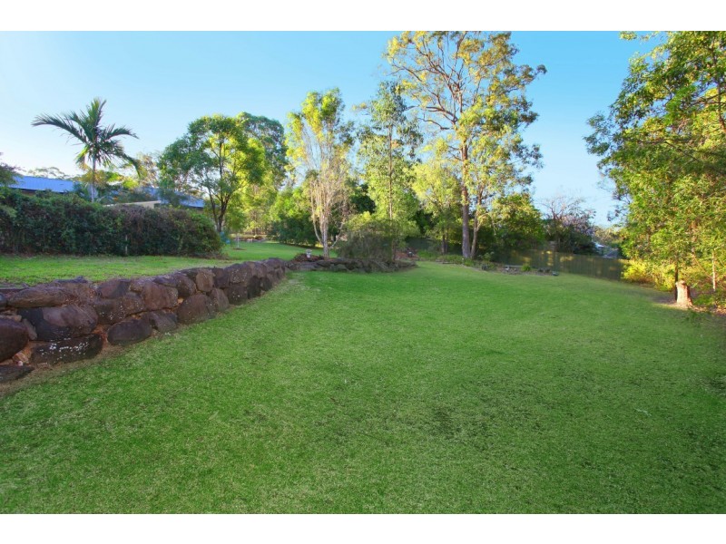 22-24 Midgera Street, Ashmore QLD 4214