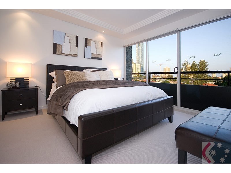 1 Peninsula Drive, Surfers Paradise QLD 4217