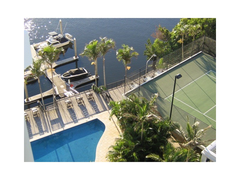 15/2894 ‘The Pinnacle’ Gold Coast Highway, Surfers Paradise QLD 4217