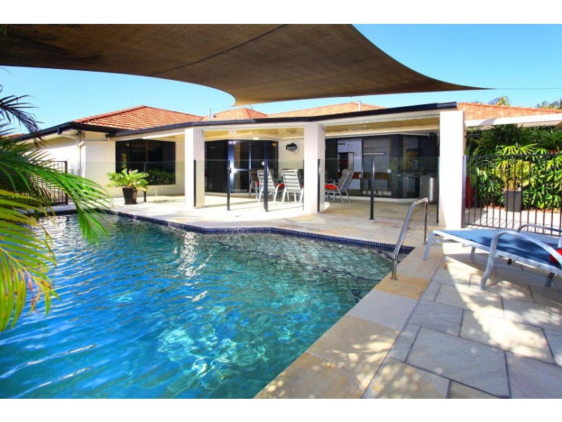 1 Lillywood Circuit, Molendinar QLD 4214