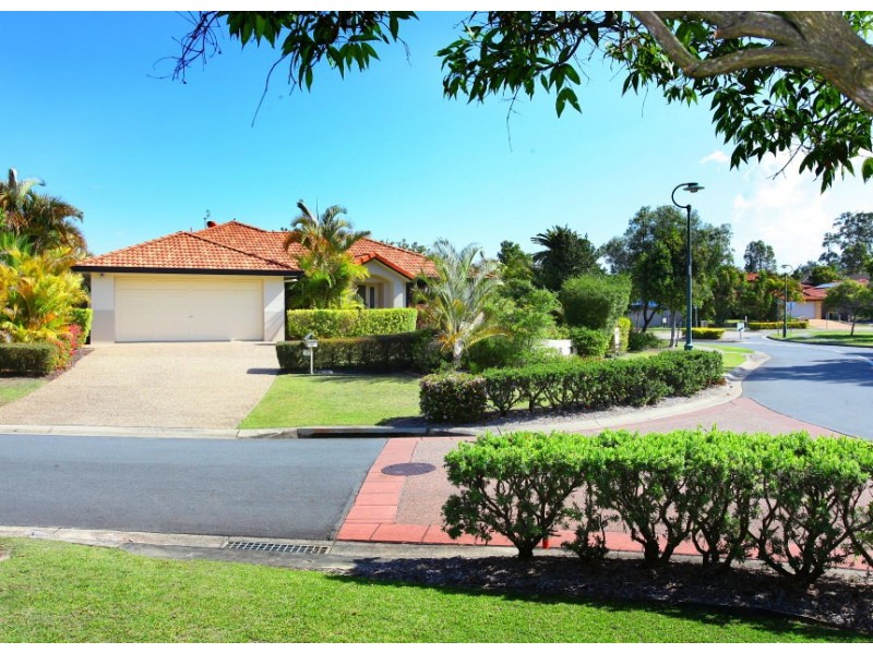 1 Lillywood Circuit, Molendinar QLD 4214