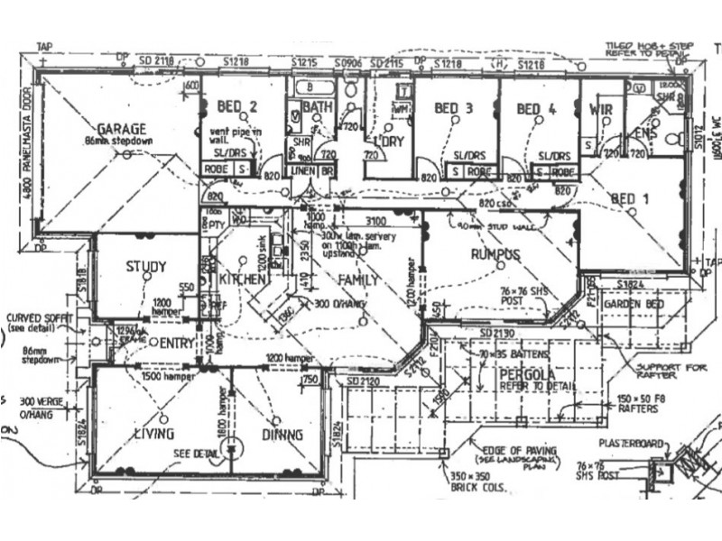 1 Lillywood Circuit, Molendinar QLD 4214