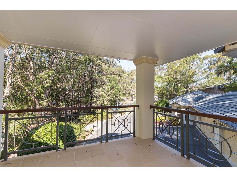 44 Hillview Parade, Ashmore QLD 4214