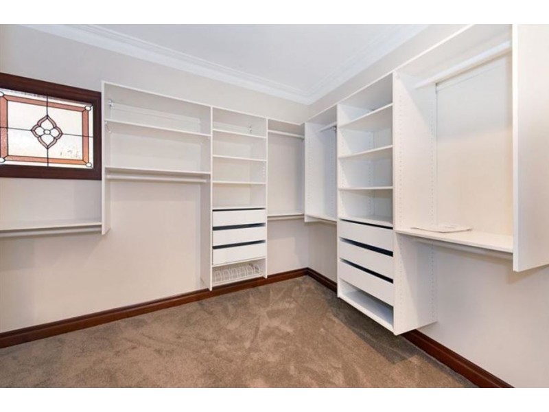44 Hillview Parade, Ashmore QLD 4214