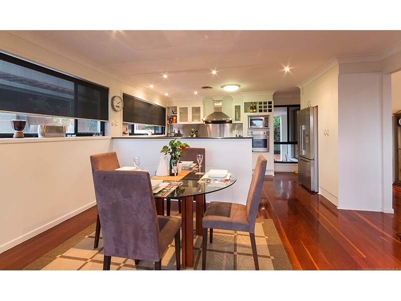 3 Saywell Street, Sorrento QLD 4217