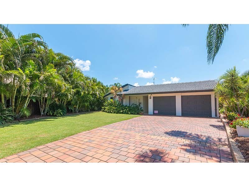 3 Saywell Street, Sorrento QLD 4217