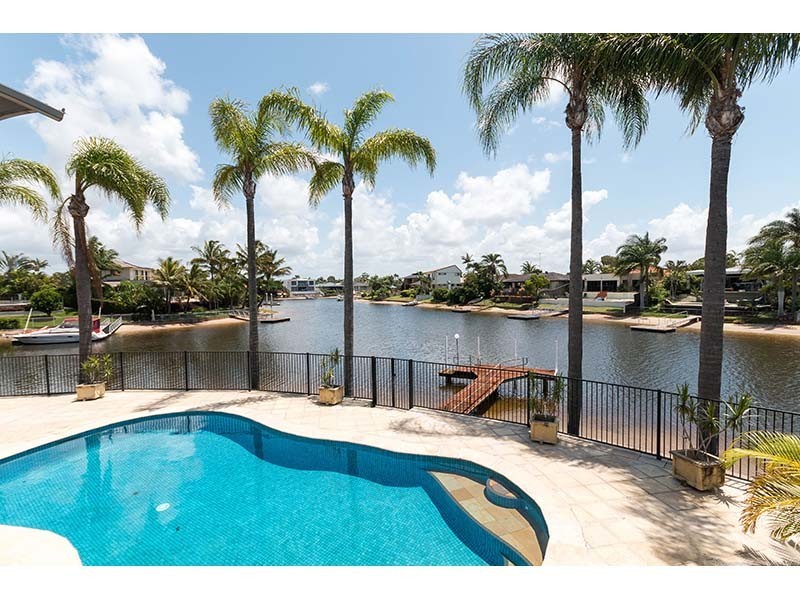 3 Saywell Street, Sorrento QLD 4217