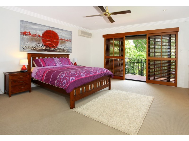 10 Meron Street, Southport QLD 4215