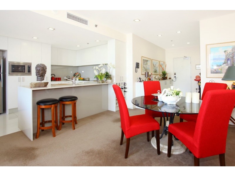 1006/34 ‘Victoria Towers’ Scarborough Street, Southport QLD 4215