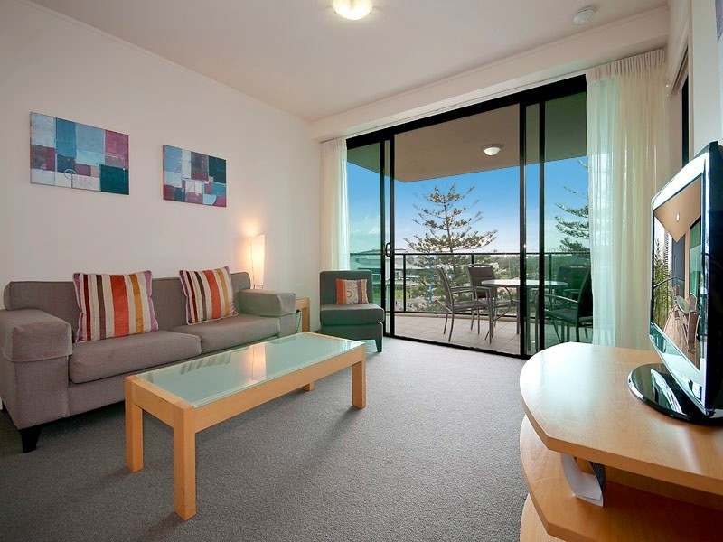702/2685 ‘Broadbeach On The Park’ Gold Coast Hwy, Broadbeach QLD 4218