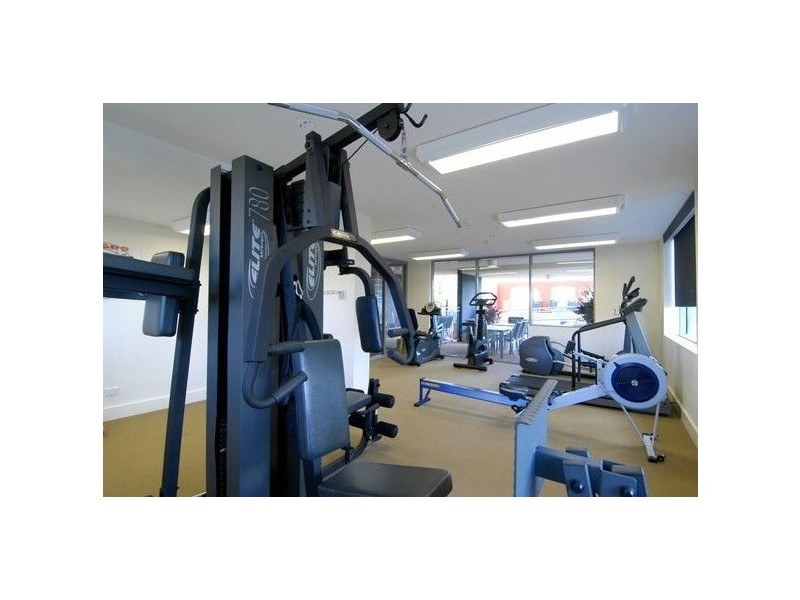 702/2685 ‘Broadbeach On The Park’ Gold Coast Hwy, Broadbeach QLD 4218