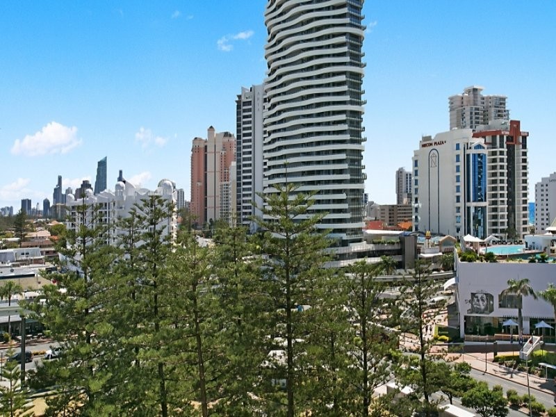 702/2685 ‘Broadbeach On The Park’ Gold Coast Hwy, Broadbeach QLD 4218