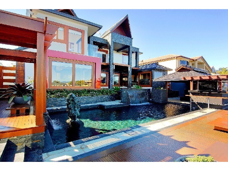 Benowa Waters QLD 4217