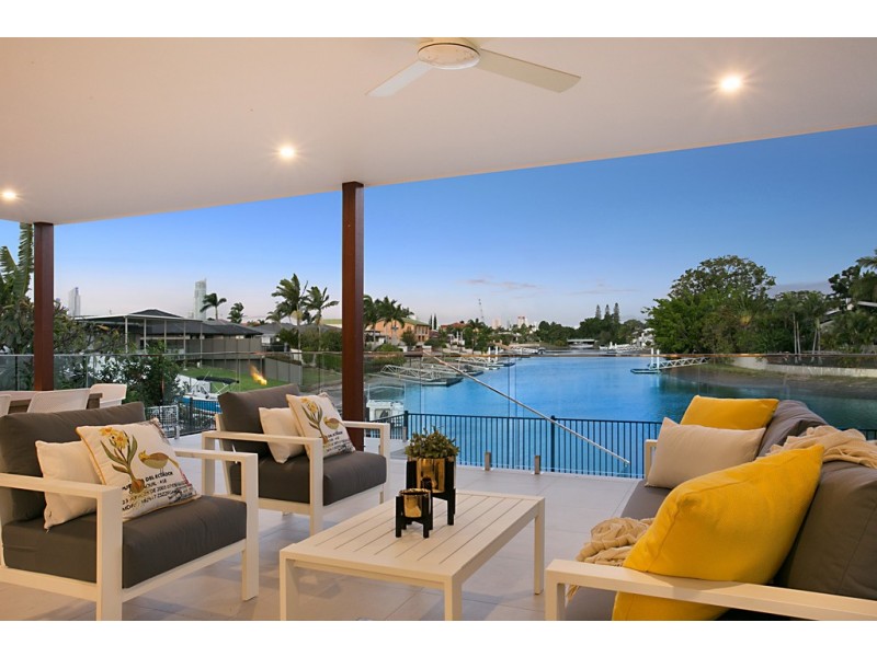 135 Campbell Street, Sorrento QLD 4217