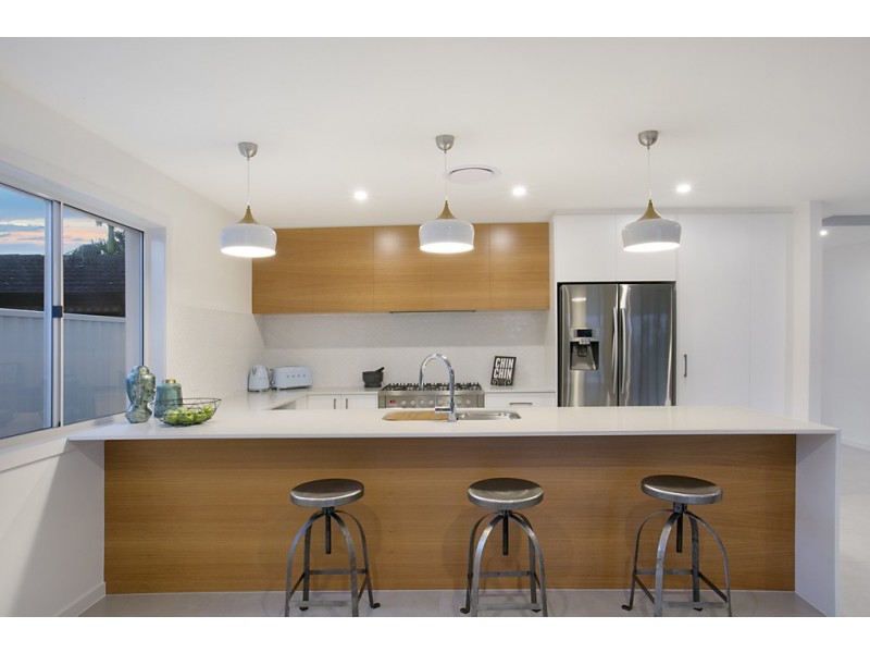 135 Campbell Street, Sorrento QLD 4217