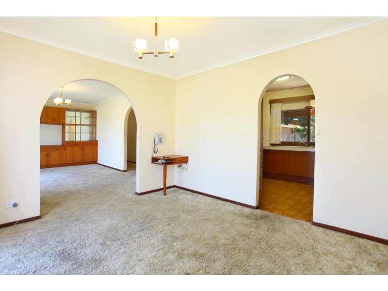 71 Gibraltar Drive, Isle Of Capri QLD 4217