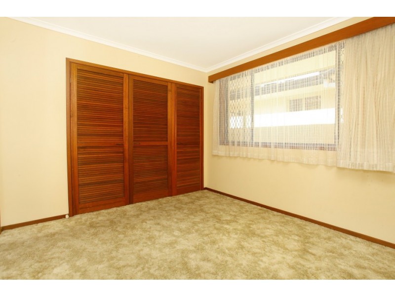 71 Gibraltar Drive, Isle Of Capri QLD 4217