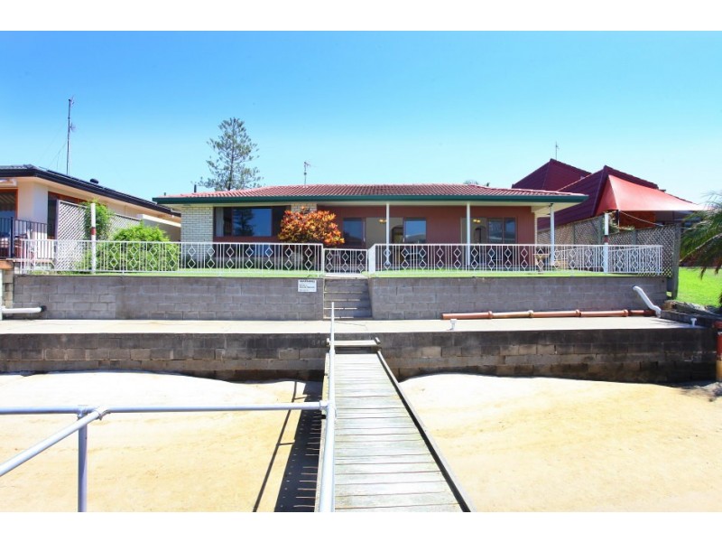 71 Gibraltar Drive, Isle Of Capri QLD 4217