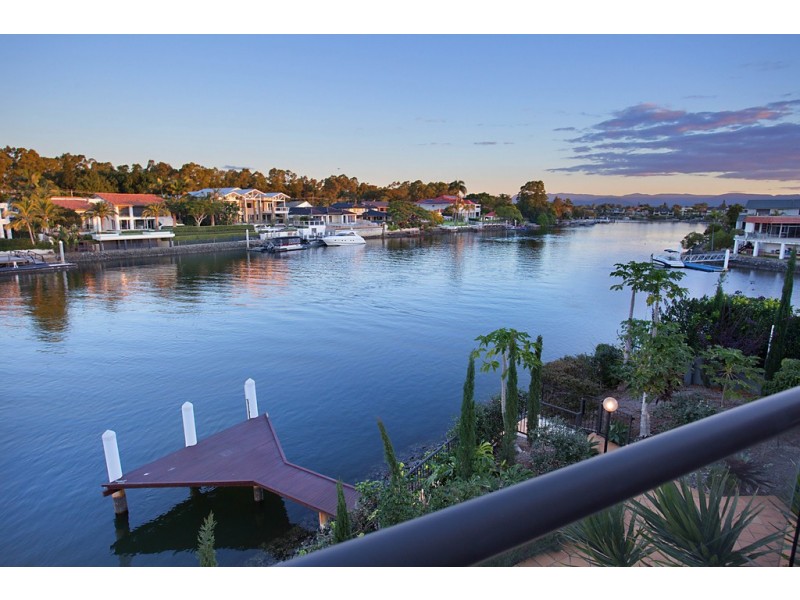 26 Emu Court, Sorrento QLD 4217