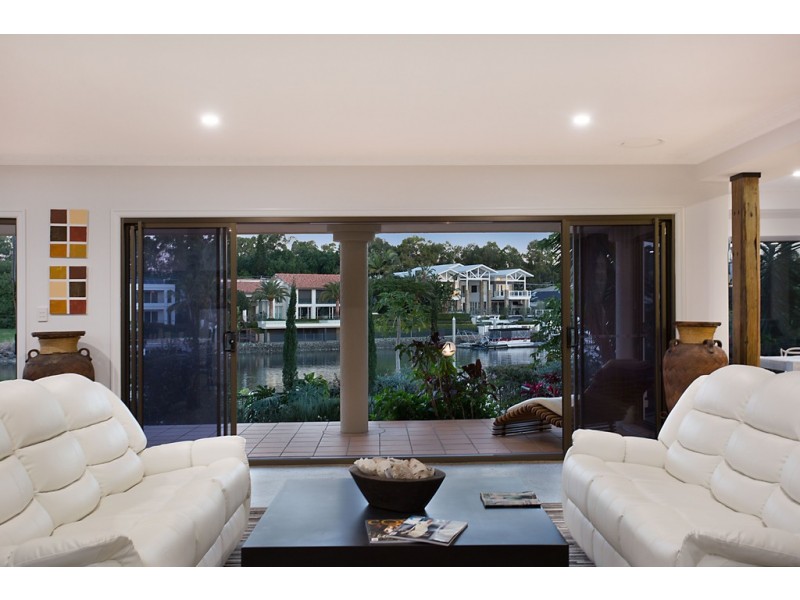 26 Emu Court, Sorrento QLD 4217