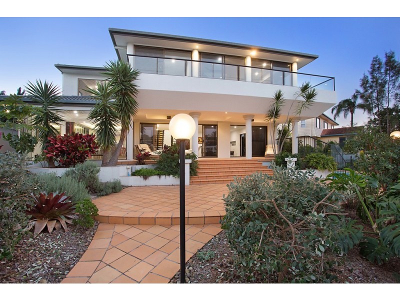 26 Emu Court, Sorrento QLD 4217