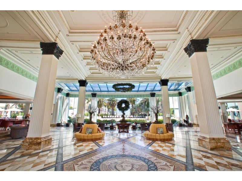 Condo ‘Palazzo Versace’ 94 Seaworld Drive, Main Beach QLD 4217
