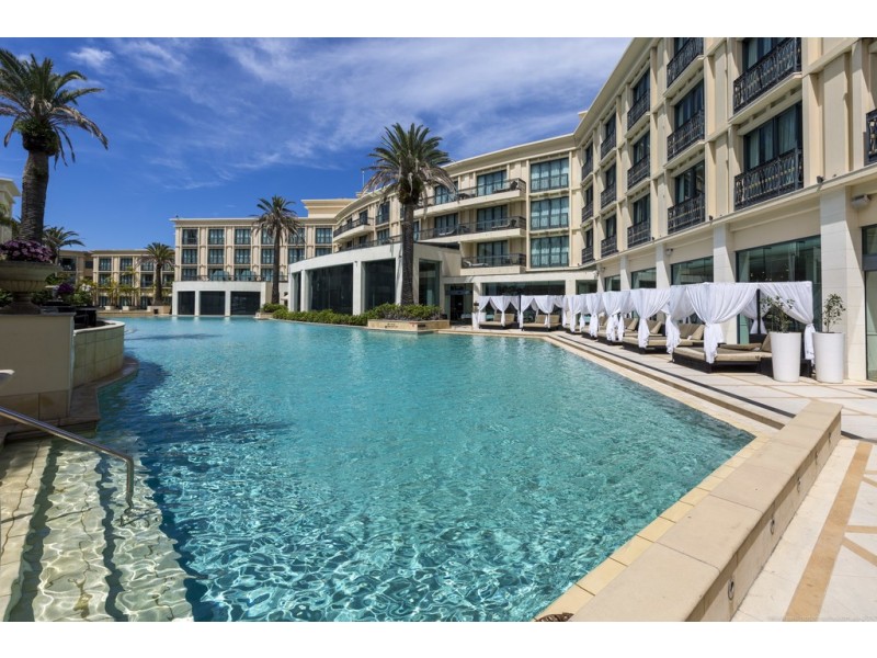 Condo ‘Palazzo Versace’ 94 Seaworld Drive, Main Beach QLD 4217