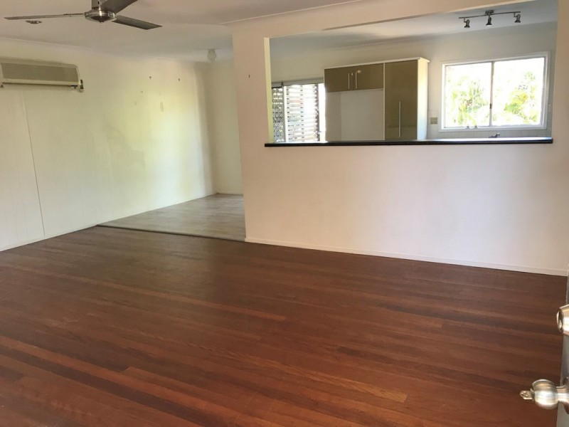 35 Coogeen Street, Bundall QLD 4217