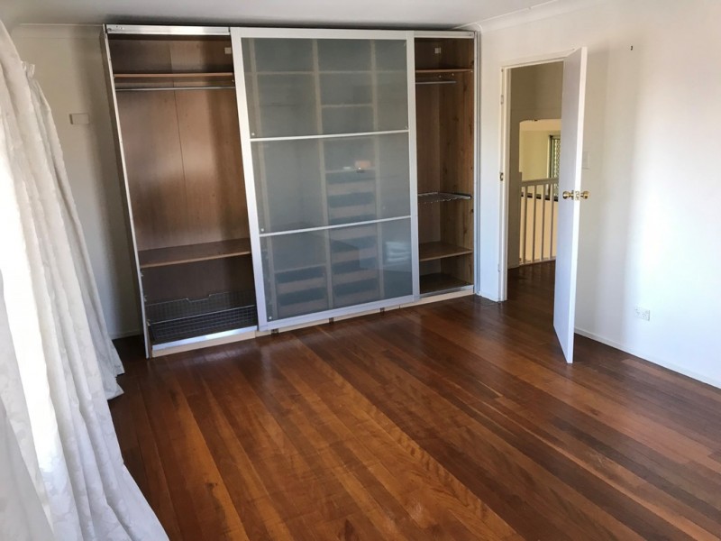 35 Coogeen Street, Bundall QLD 4217