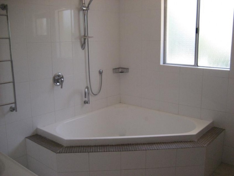 35 Coogeen Street, Bundall QLD 4217