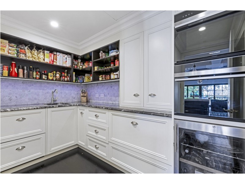 2 Charlton Street, Southport QLD 4215