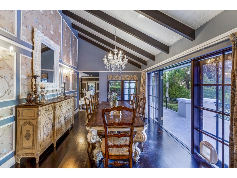 2 Charlton Street, Southport QLD 4215