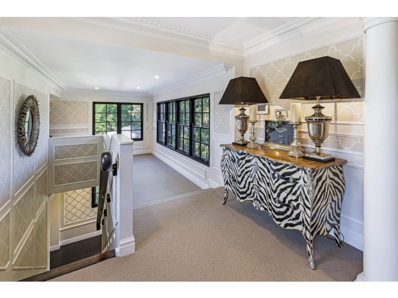 2 Charlton Street, Southport QLD 4215