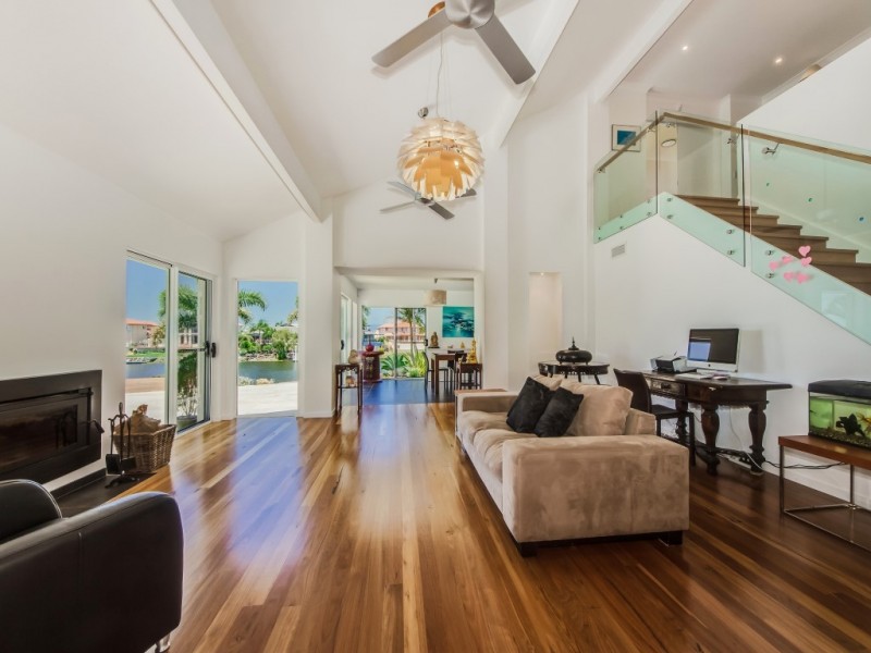 17 Key Biscayne, Clear Island Waters QLD 4226