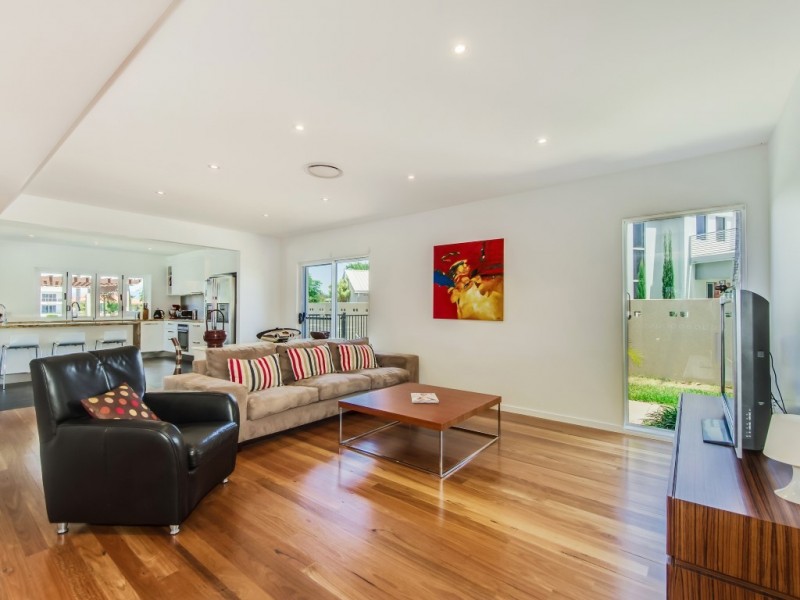 17 Key Biscayne, Clear Island Waters QLD 4226