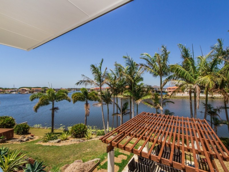 17 Key Biscayne, Clear Island Waters QLD 4226