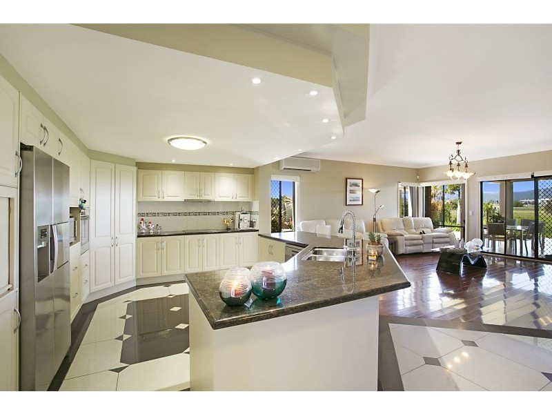 68 Peach Drive, Robina QLD 4226