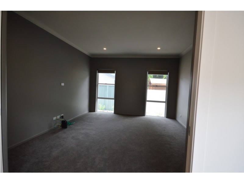 53 Fairway Drive, Clear Island Waters QLD 4226