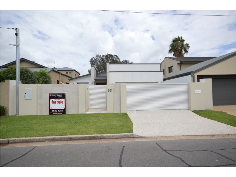 53 Fairway Drive, Clear Island Waters QLD 4226