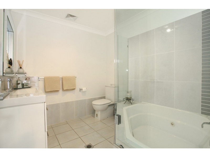 258 Birds Road, Guanaba QLD 4210