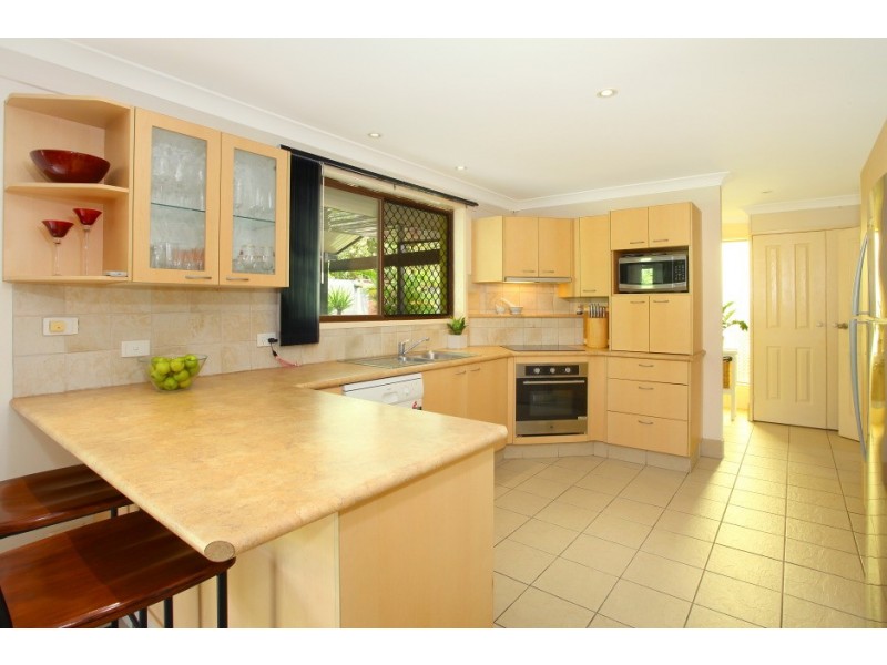 14 Numeralla Avenue, Ashmore QLD 4214