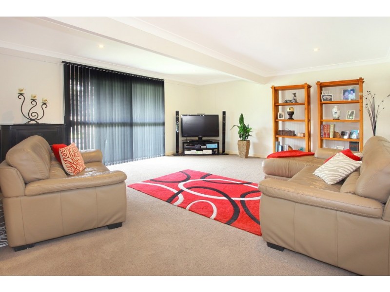 14 Numeralla Avenue, Ashmore QLD 4214